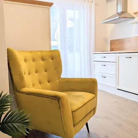 Gin & Tonic Apartment *