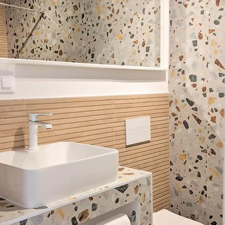 Gin & Tonic Apartment *